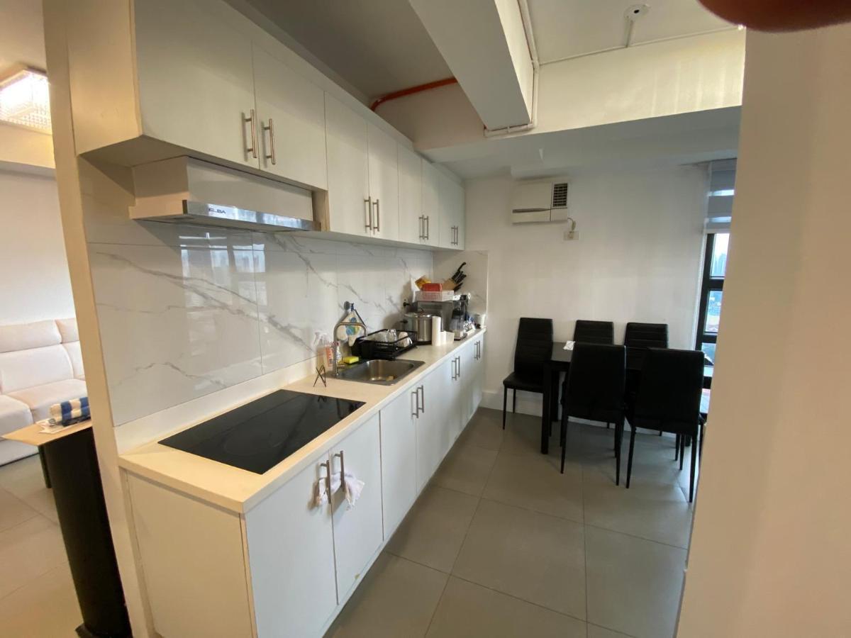 Penthouse Suite At Porto Vita Towers In Cubao Quezon City Manila Exterior foto